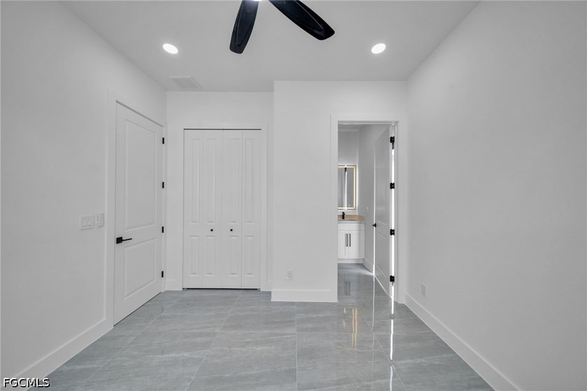 Welcome to the Emerald Model, a stunning brand-new construction - photo 31