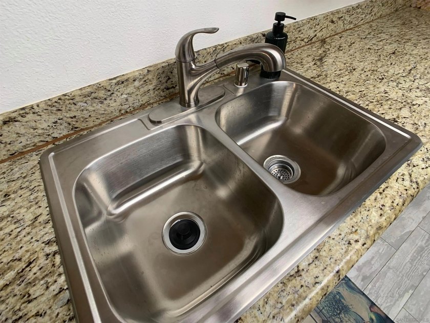 WELCOME TO CARMEL TRAILS COMMUNITY THIS 2 BEDROOM 2 BATH SINGLE - photo 22