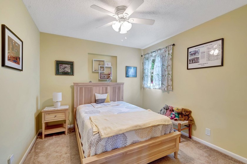 Welcome to Tropical Country Estates! This is a no HOA single - photo 24