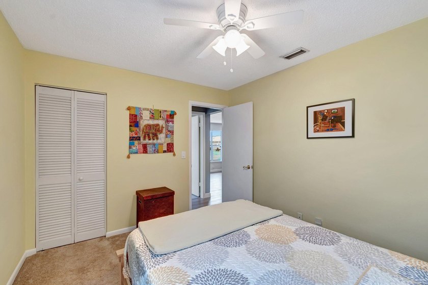 Welcome to Tropical Country Estates! This is a no HOA single - photo 25