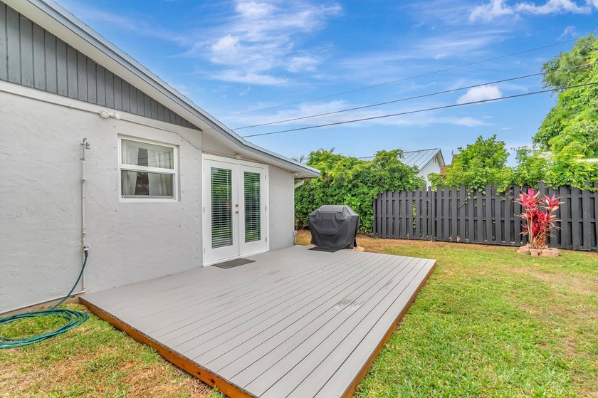 Welcome to Tropical Country Estates! This is a no HOA single - photo 28