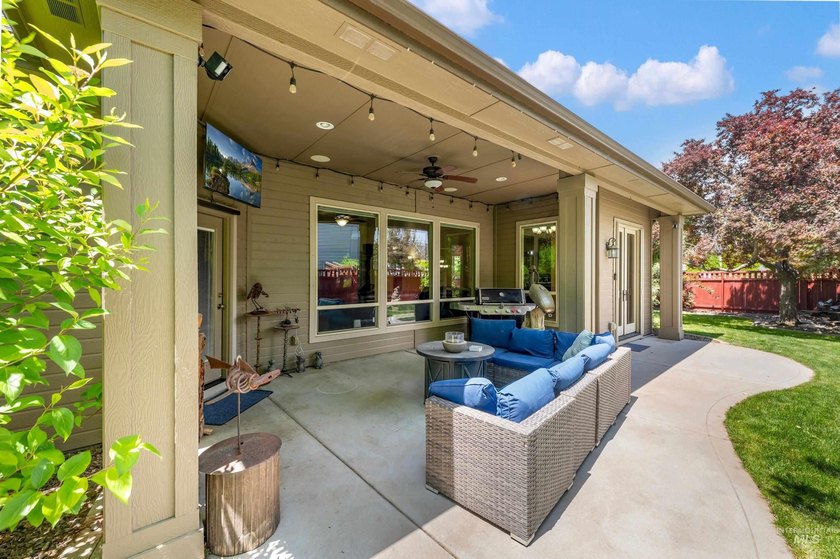 Enjoy the space, flexibility, and freedom this thoughtfully - photo 32