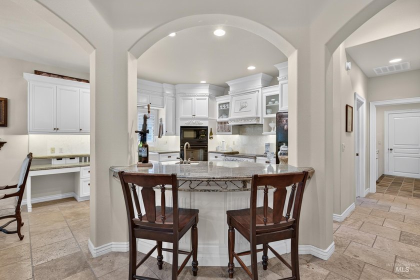 Custom-built waterfront home in Eagle's desirable Island Woods - photo 14