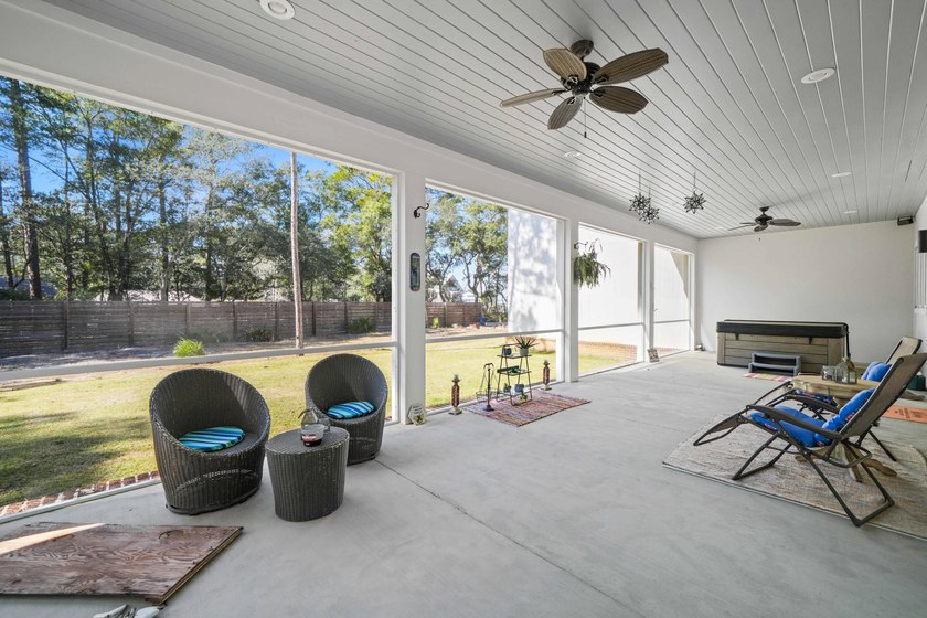 Bay Living! Tucked away on a quiet private road in the heart of - photo 26