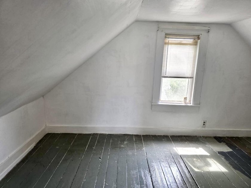 Classic 1890 Cape on 6.7 Acres with Large Barn. If you've been - photo 27