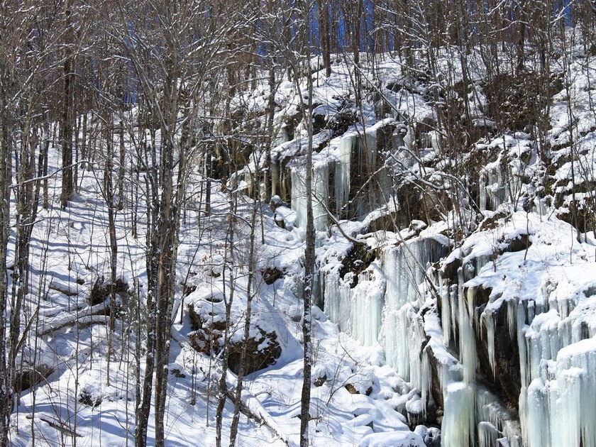 Perched at a premier high elevation, this unique mountaintop - photo 5