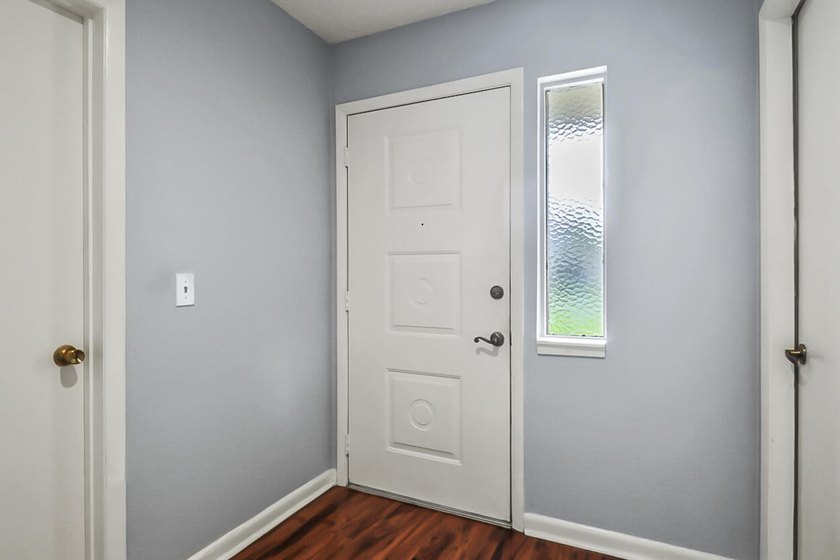 Best kept secret in Palm City, Lovely 3 bedroom townhome, two - photo 6