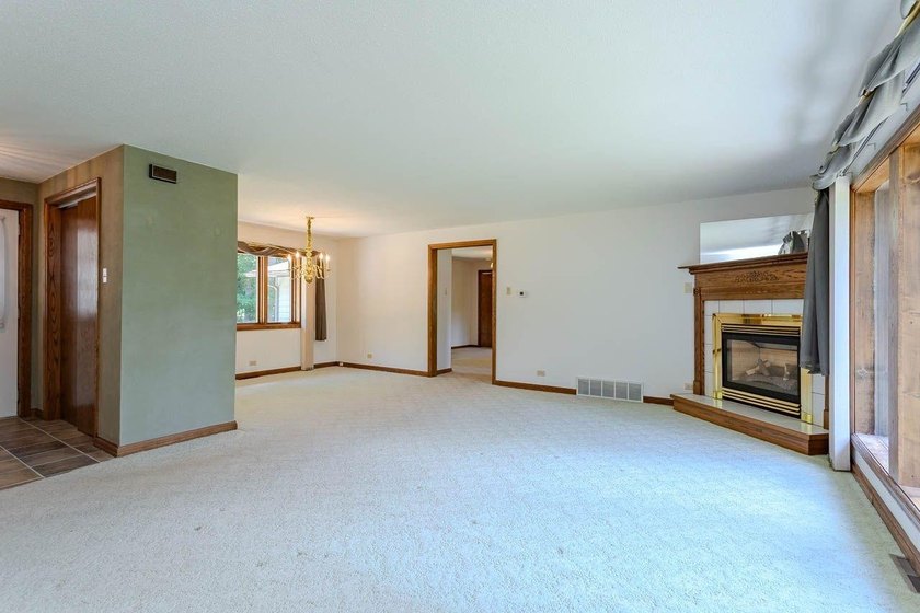 Enjoy the waterfront lifestyle you've been dreaming of! This - photo 6