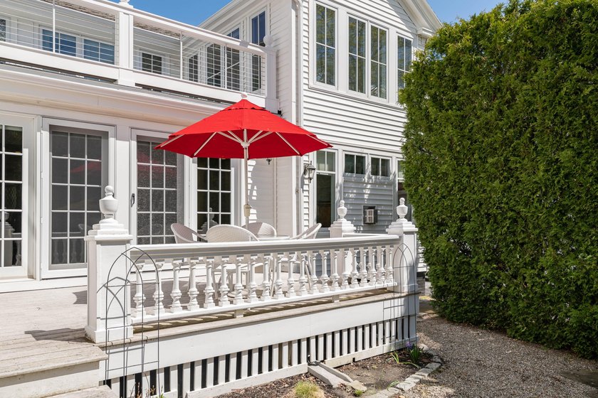 This beautiful 3,238 square foot c. 1832 Italianate sits in the - photo 39