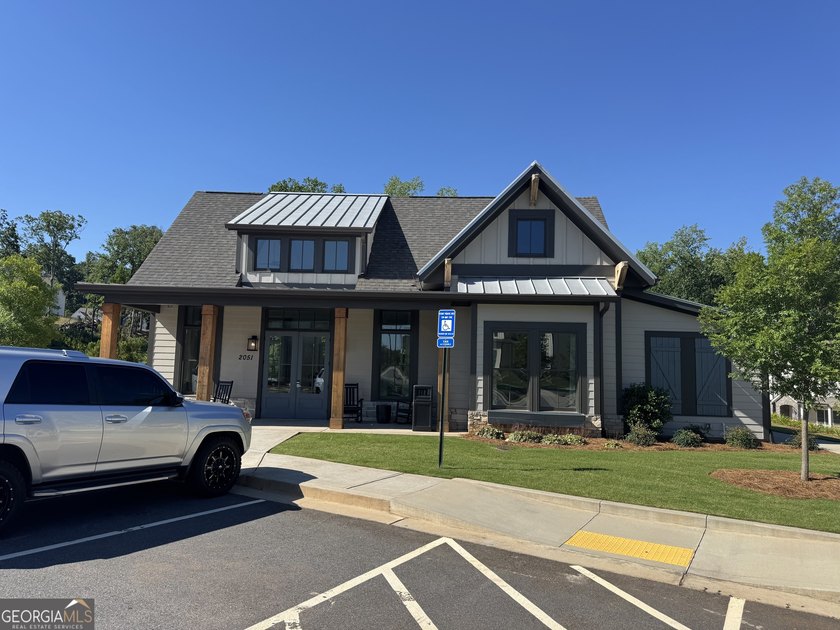 Lake views, low traffic, and luxury finishes in the heart of - photo 22