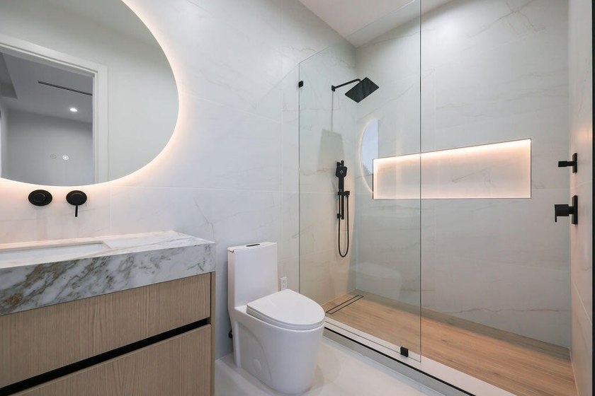 A refined take on modern luxury with fresh compositions enhanced - photo 27