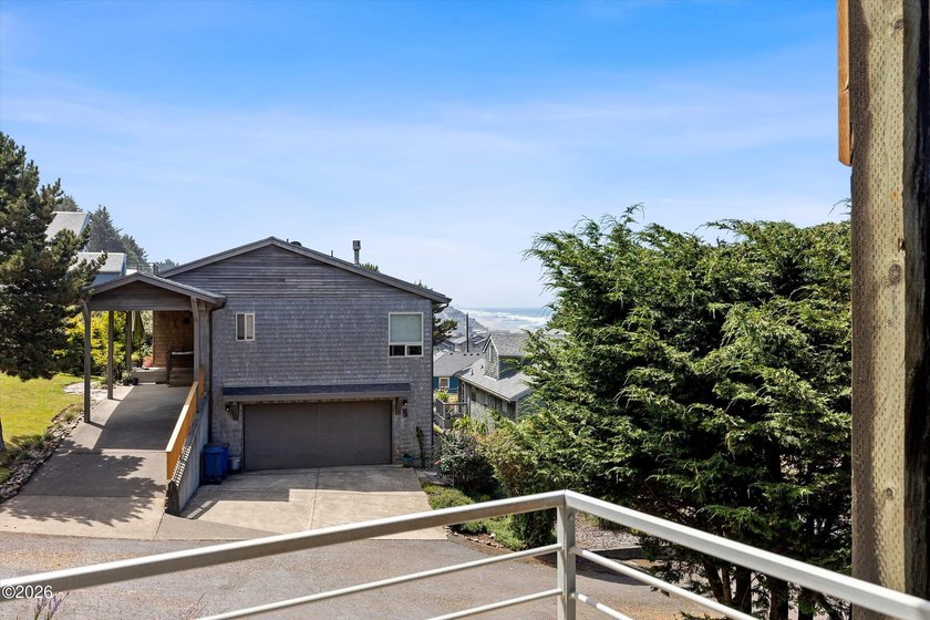 SPECTACULAR OCEAN VIEW HOME IN DESIRABLE ROADS END! Enjoy - photo 40