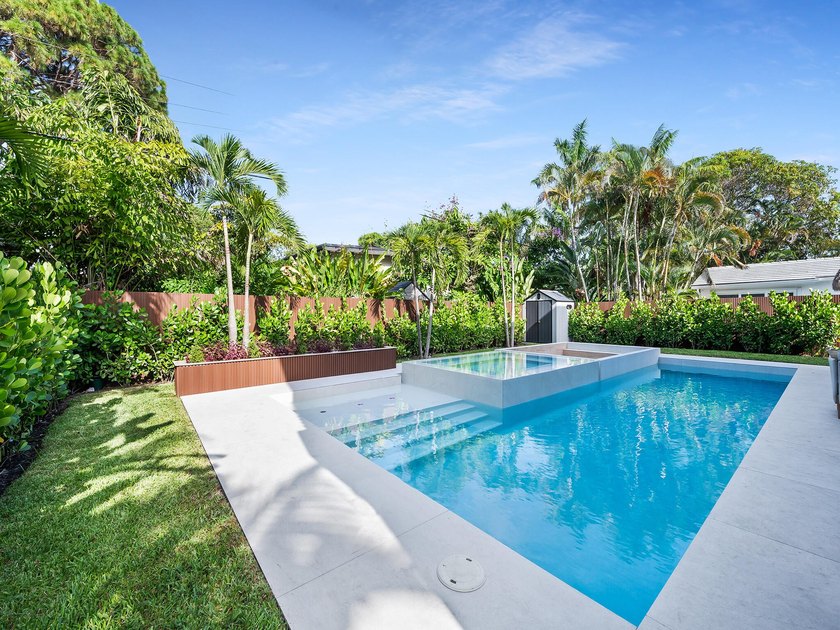 A refined take on modern luxury with fresh compositions enhanced - photo 43