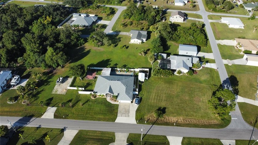 PRICE ADJUSTMENT!! UPDATED/UPGRADED 4 BEDROOM, 3 BATHROOM, POOL - photo 2