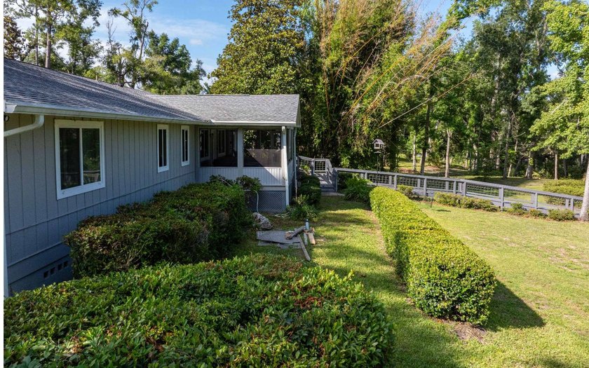 Beautiful 3/2 home in 55+ community on the historic Suwannee - photo 42