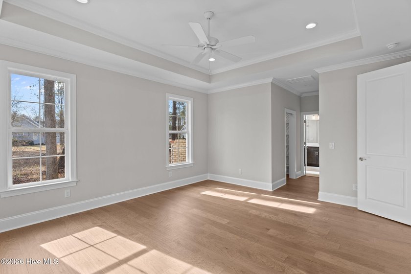 Luxury Coral Bay design by Horizon Homes in Barrington Place - photo 13