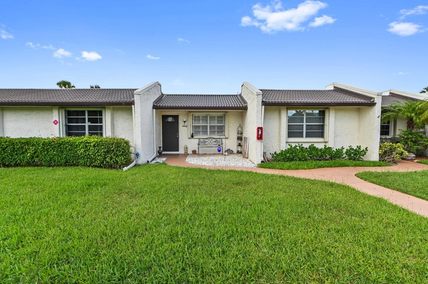 Welcome to your own private slice of waterfront paradise! - photo 25