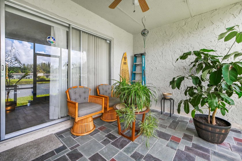 Welcome to your own private slice of waterfront paradise! - photo 27