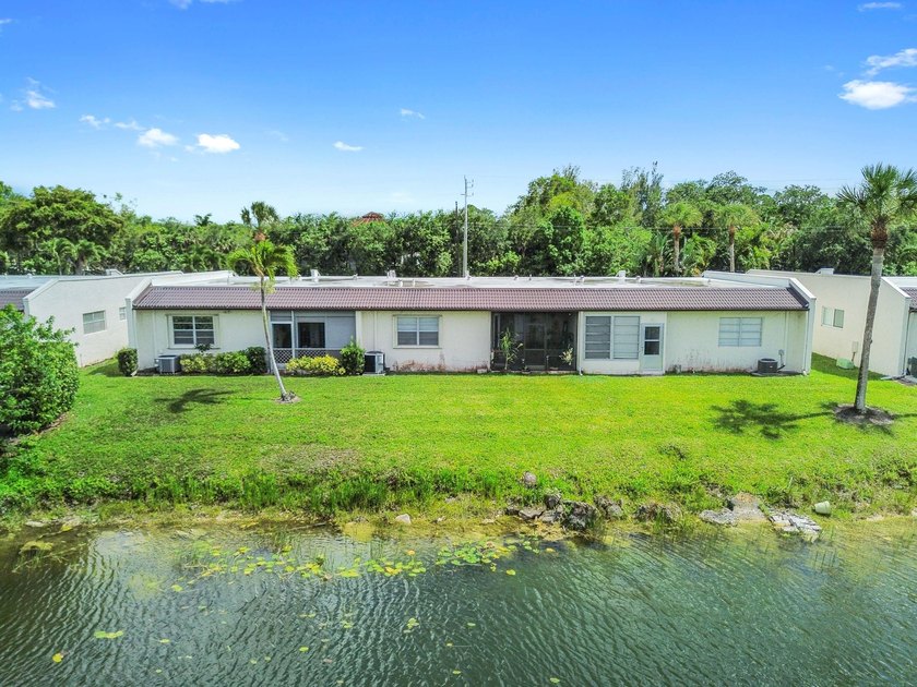Welcome to your own private slice of waterfront paradise! - photo 37