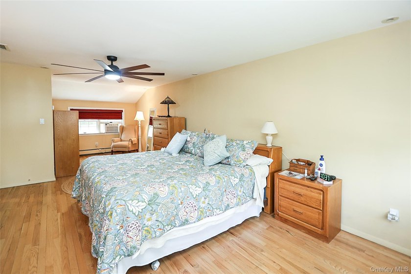 Nestled in the desirable Morgan Park Estates and backing - photo 21