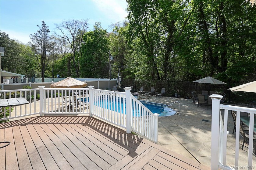Nestled in the desirable Morgan Park Estates and backing - photo 35