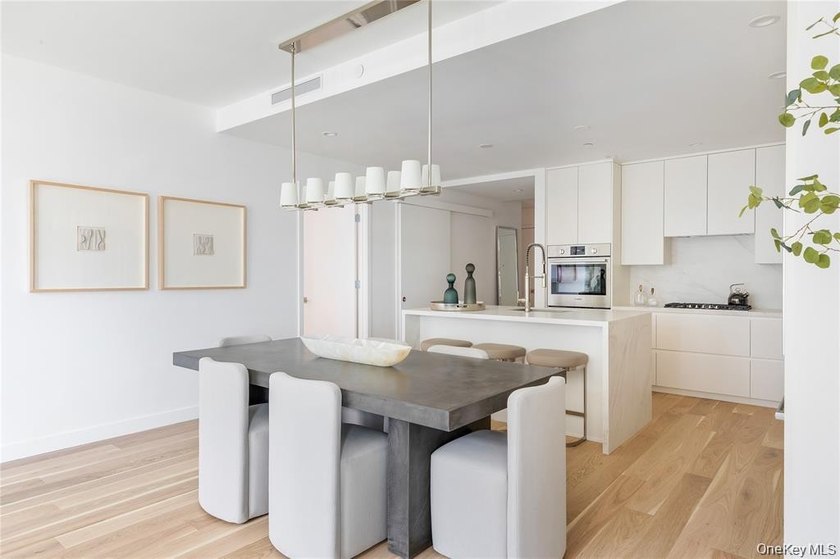 A luxury beach hotel-inspired condominium, The Boardwalk is a - photo 3