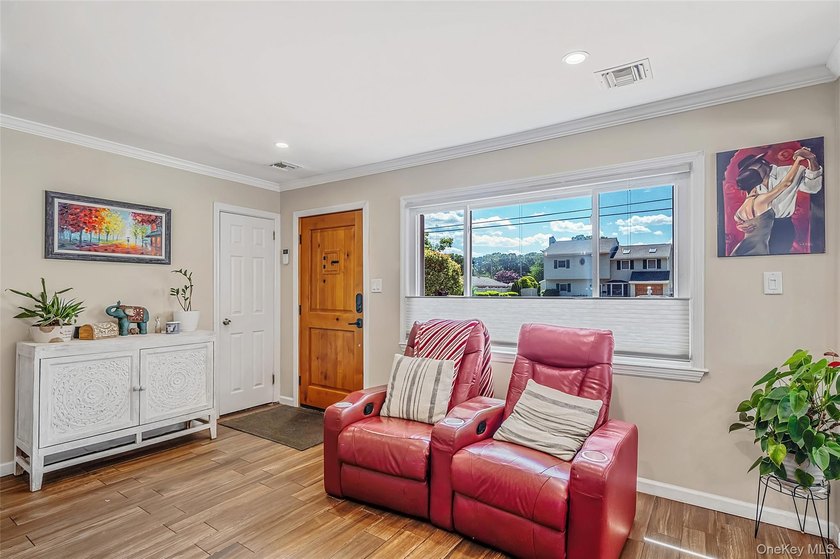 Welcome to this diamond condition 3 Bd/Rm, 2 Bath, Ranch style - photo 7