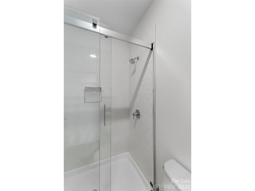 Extraordinary opportunity to own this move-in ready condo - photo 15