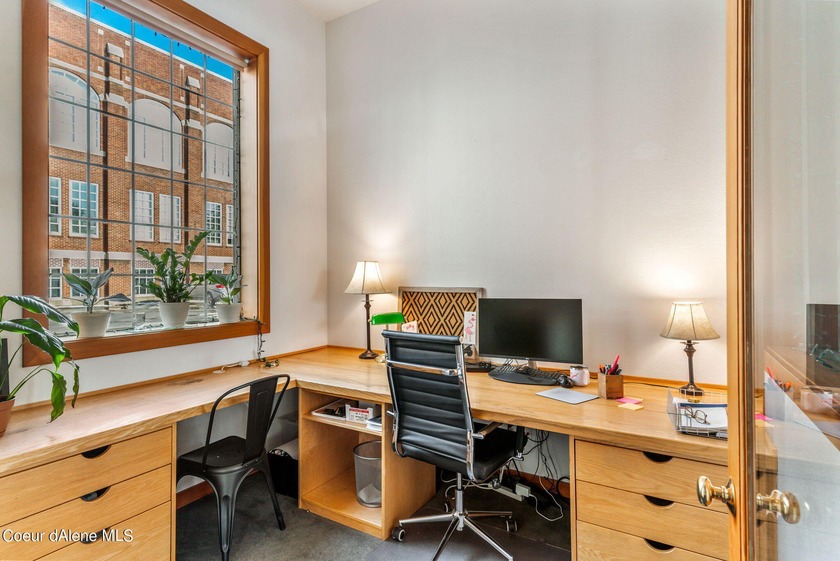 Introducing a prime commercial opportunity in the heart of - photo 21