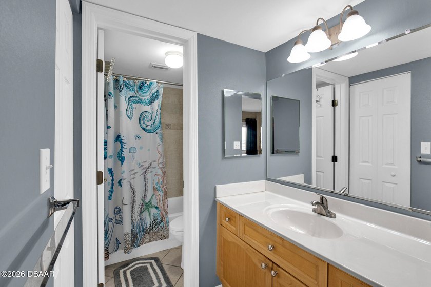 Beautiful completely furnished condo on the 7th floor. The - photo 22
