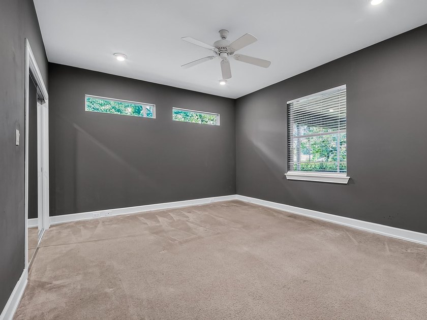 NEW ROOF with acceptable offer! Custom All-Brick Pool Home in - photo 22