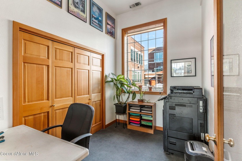 Introducing a prime commercial opportunity in the heart of - photo 27