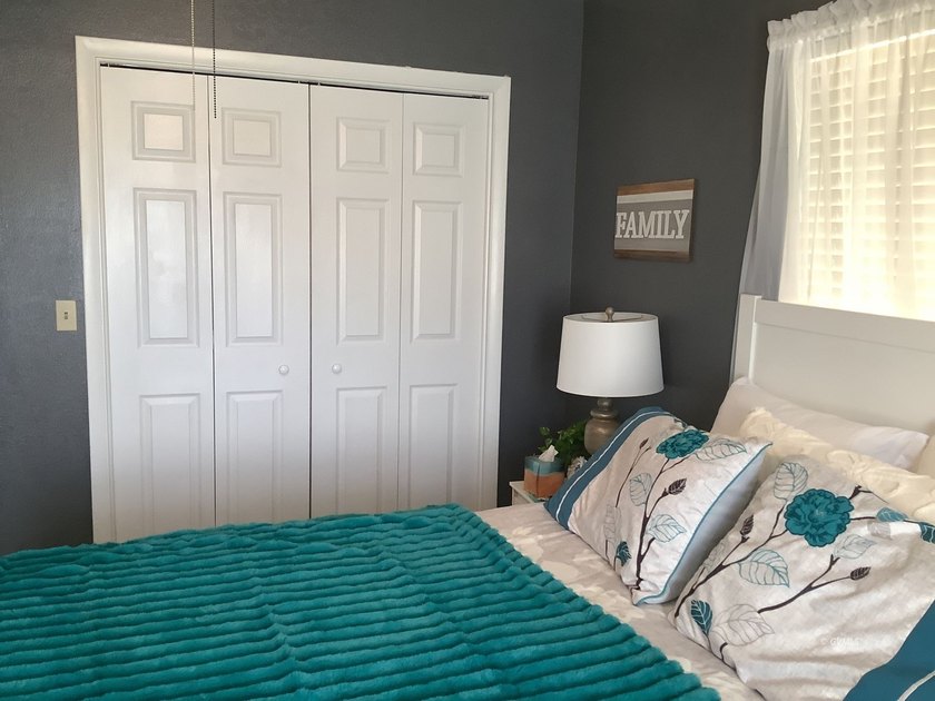 A beautiful 2-story 2486 sq ft home in a nice location close to - photo 27
