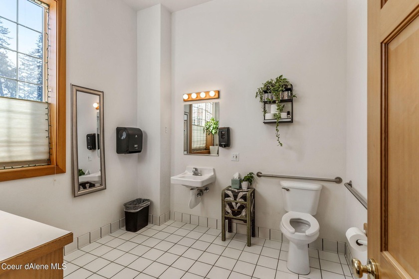 Introducing a prime commercial opportunity in the heart of - photo 29