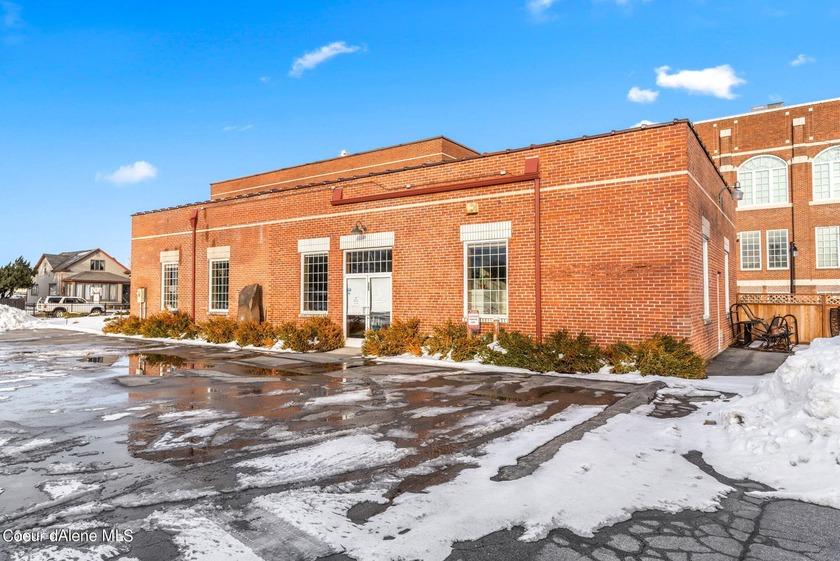 Introducing a prime commercial opportunity in the heart of - photo 32