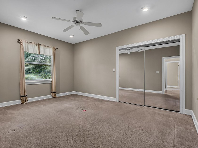 NEW ROOF with acceptable offer! Custom All-Brick Pool Home in - photo 34
