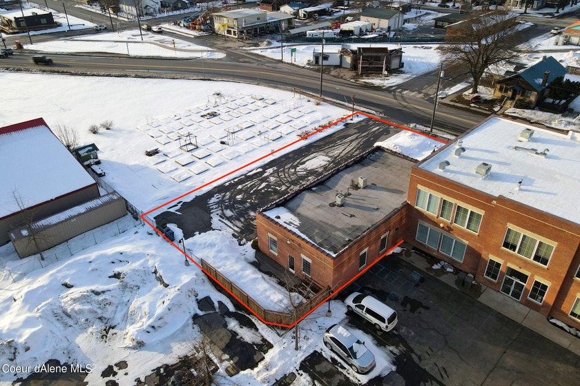 Introducing a prime commercial opportunity in the heart of - photo 35