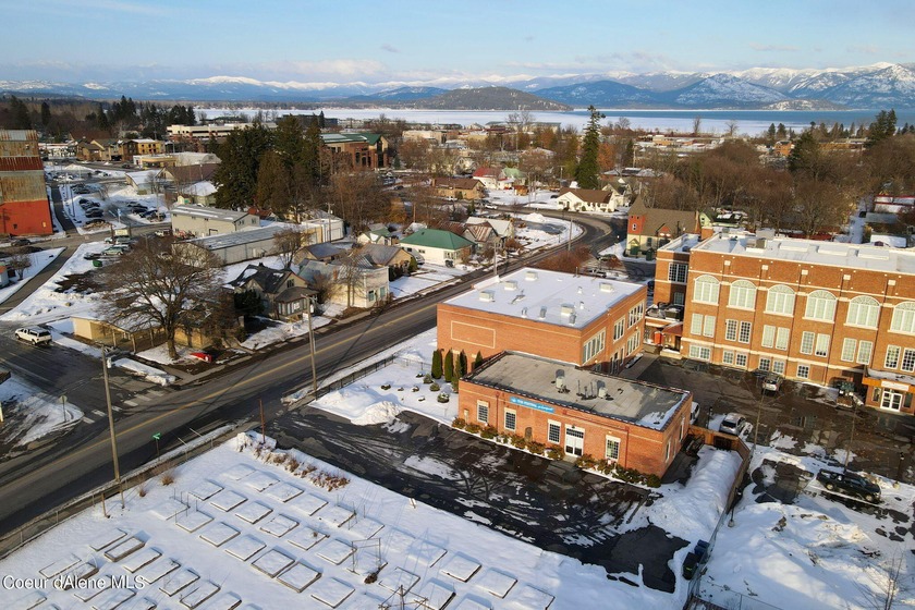 Introducing a prime commercial opportunity in the heart of - photo 37