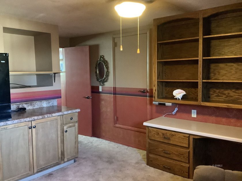 A beautiful 2-story 2486 sq ft home in a nice location close to - photo 39