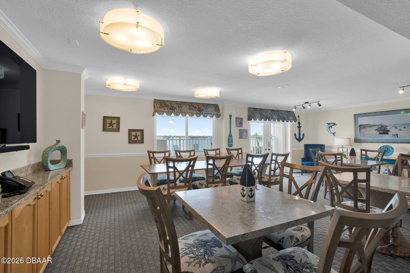 Beautiful completely furnished condo on the 7th floor. The - photo 41