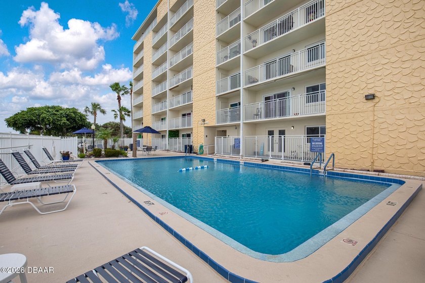 Beautiful completely furnished condo on the 7th floor. The - photo 44