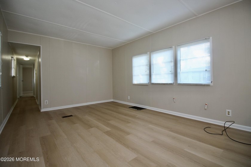 Don't miss out on this beautifully renovated home in Roberts - photo 8