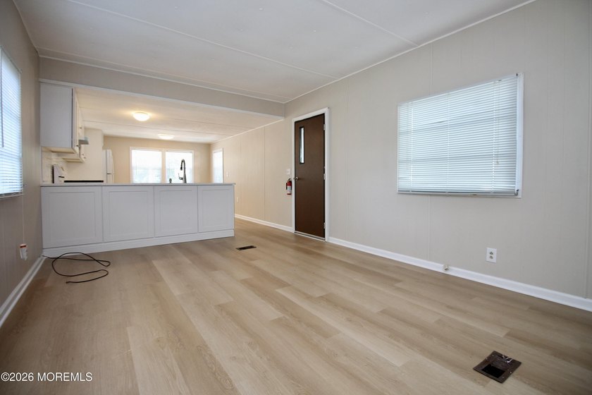 Don't miss out on this beautifully renovated home in Roberts - photo 10