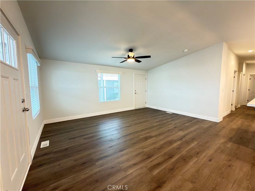 Pictures Coming Soon! Beautiful 3-Bedroom, 2-Bath Manufactured - photo 30