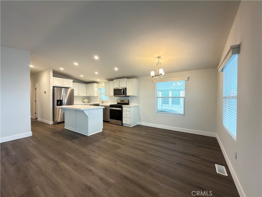 Pictures Coming Soon! Beautiful 3-Bedroom, 2-Bath Manufactured - photo 31