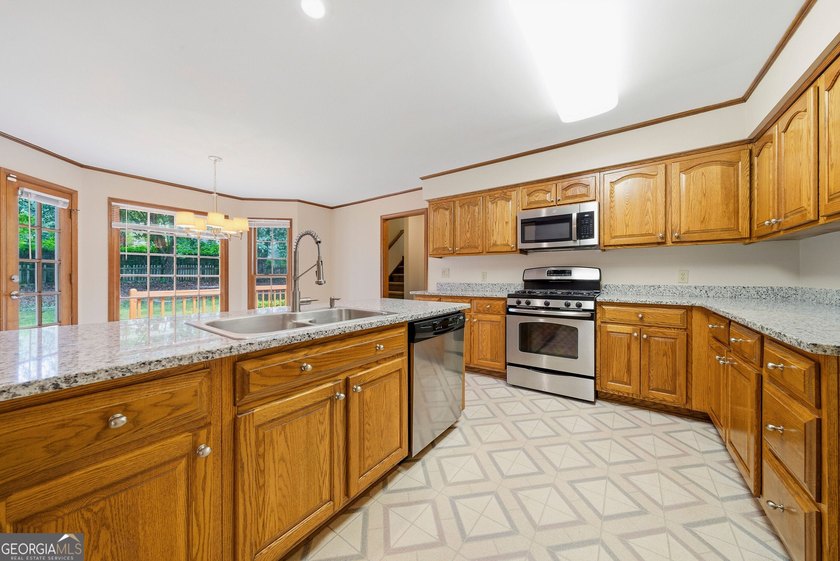 SOME HOMES ARE BUILT BIG. THIS ONE WAS DESIGNED TO LIVE BIG - photo 31