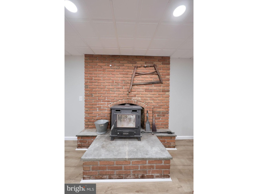 Welcome to 3356 Turnpike Road! Situated on a beautifully - photo 31