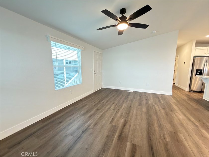 Pictures Coming Soon! Beautiful 3-Bedroom, 2-Bath Manufactured - photo 32