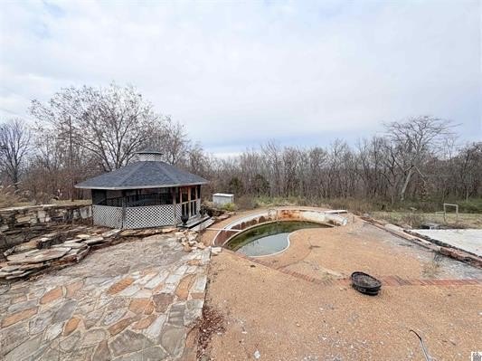 This prime piece of land located in a secluded subdivision - photo 6