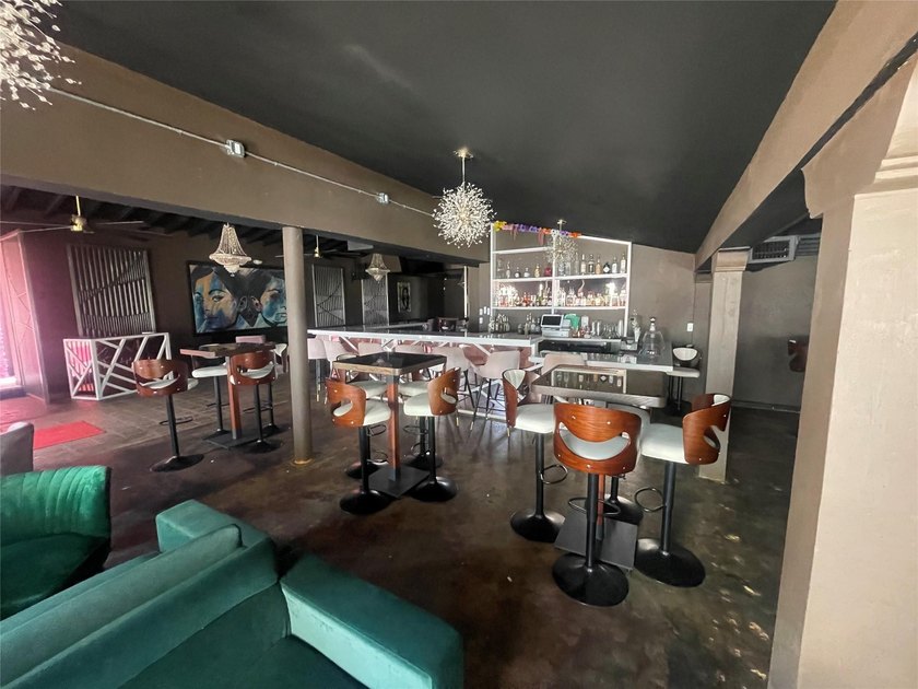 Las Olas exclusive. Welcome to Paradise. Invision your dream at - photo 8
